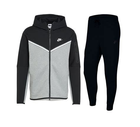 nike tech pak heren zwart|Nike tech pak.